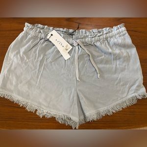 NWT Maven West Drawstring Shorts with Pockets! Baby Blue Size Large.